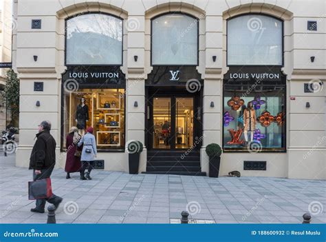 buy louis vuitton in istanbul